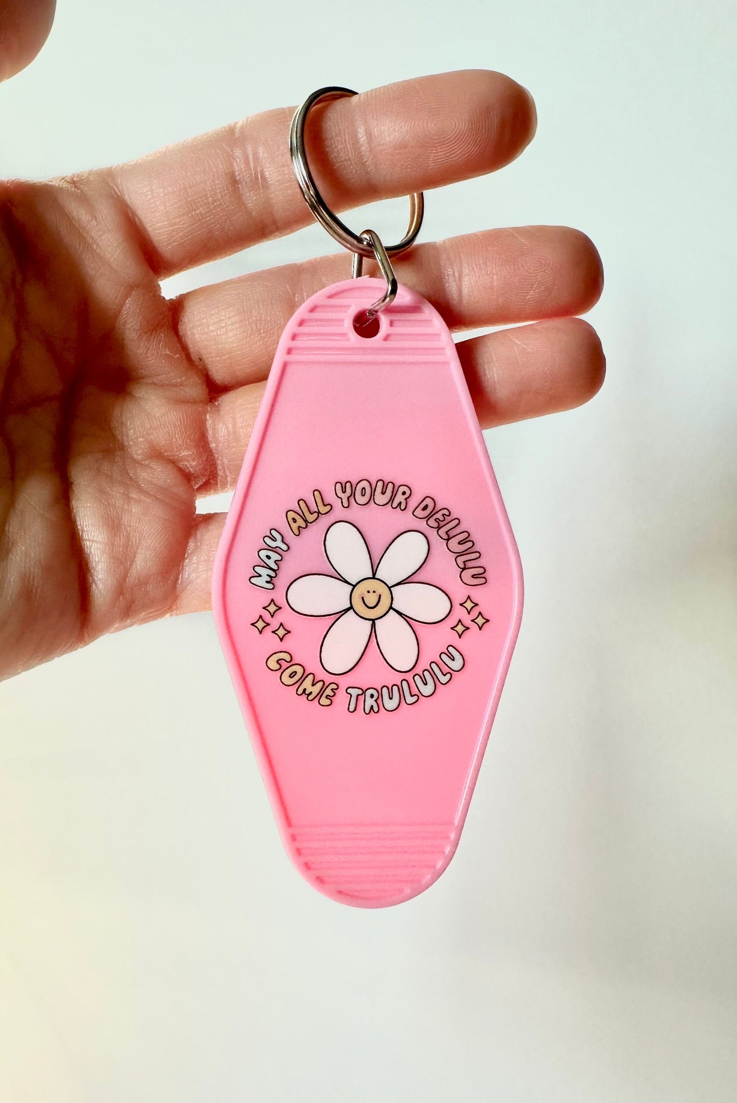 Delulu Keychain, Cute Retro Funny Keychain, Car Accessory, Gift for Friend, Motel Keychain, Girly Gift, Party Favor, FunnyKeychain Gift